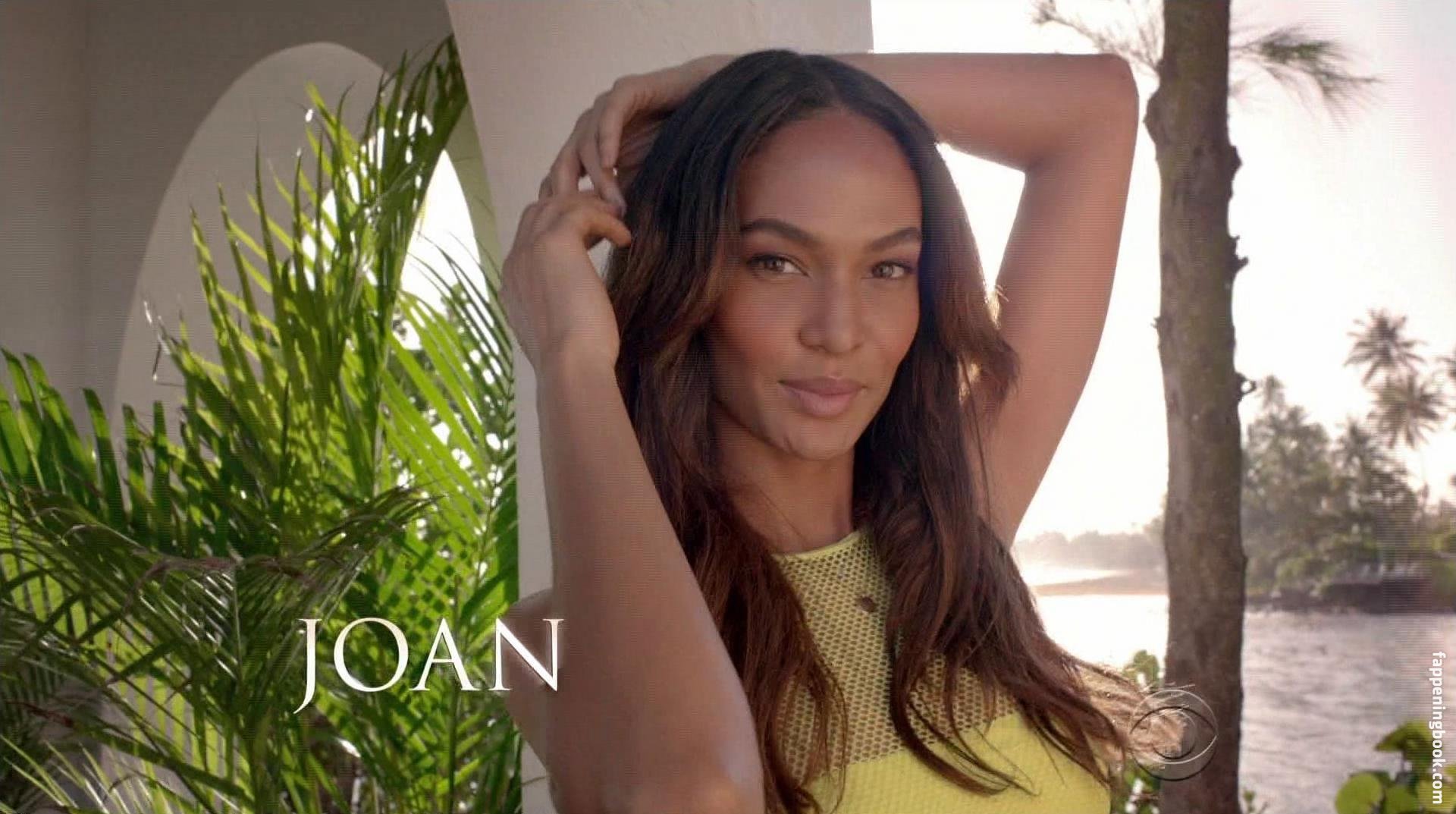 Joan Smalls Nude