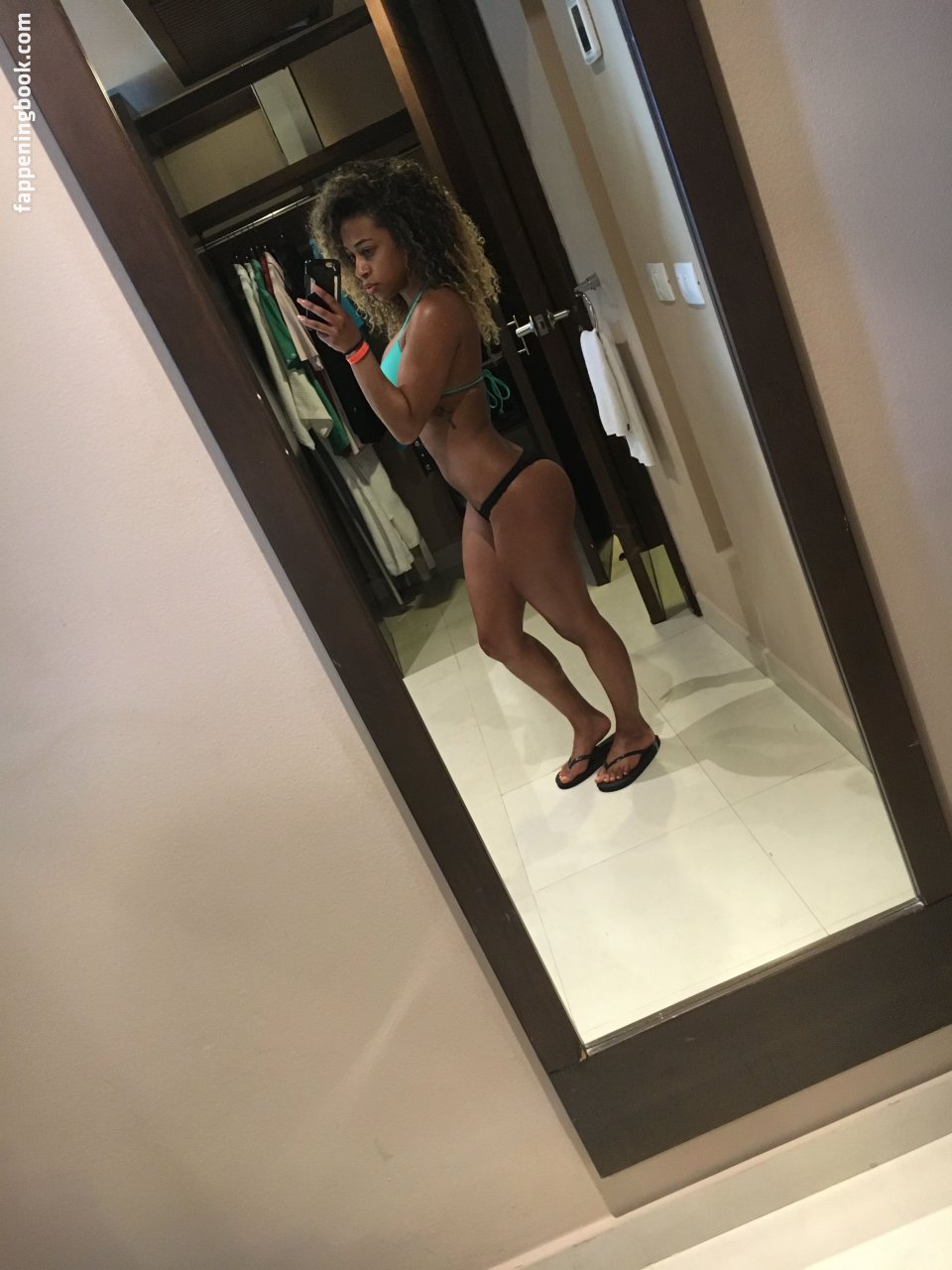 JoJo Offerman Nude