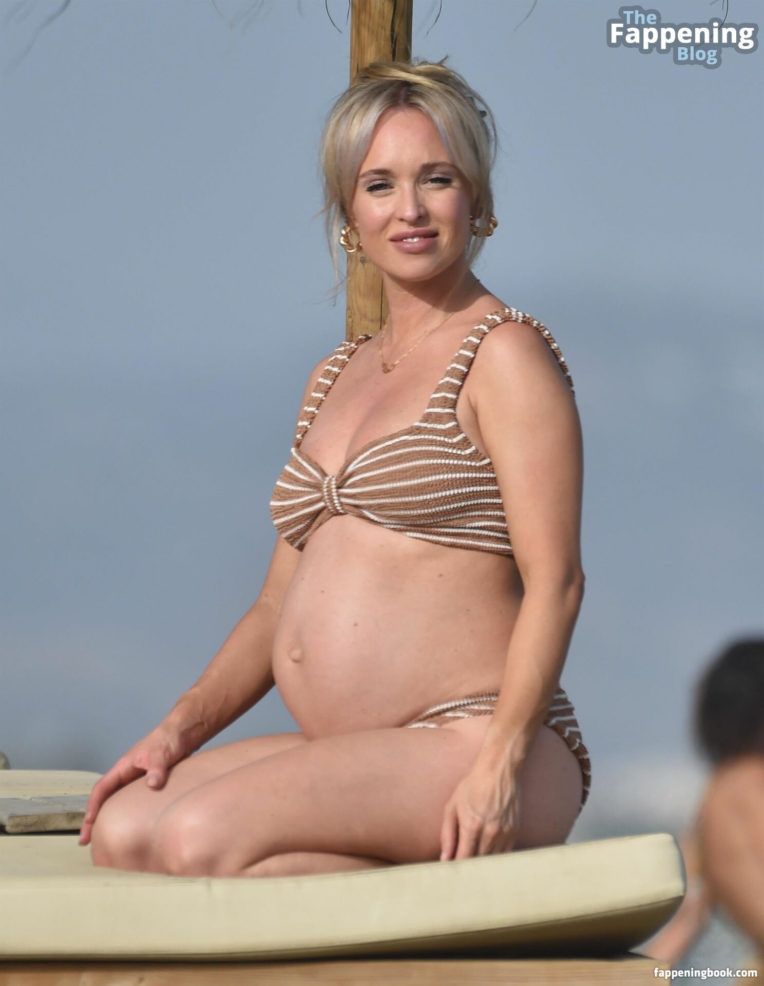 Jorgie Porter Fapello Latest Exclusive Leaked Photos