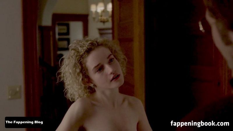 Julia Garner Nude OnlyFans Leaks