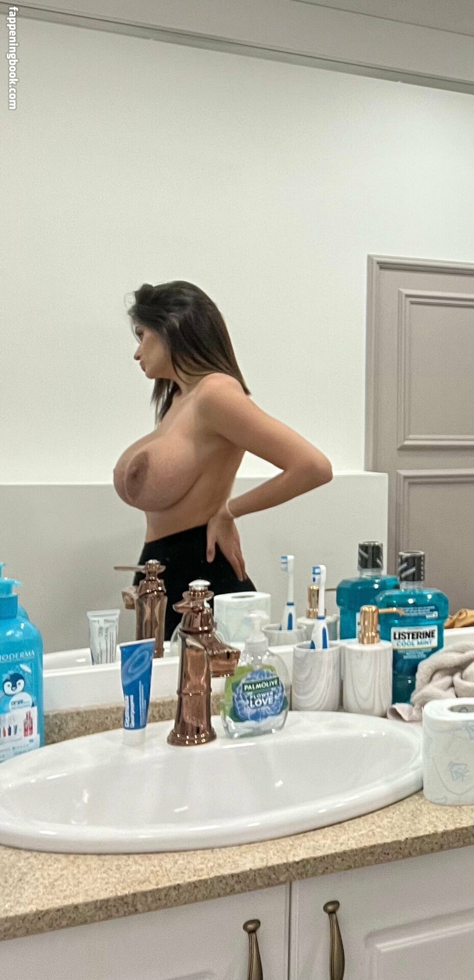 Julia Tica Nude OnlyFans Leaks