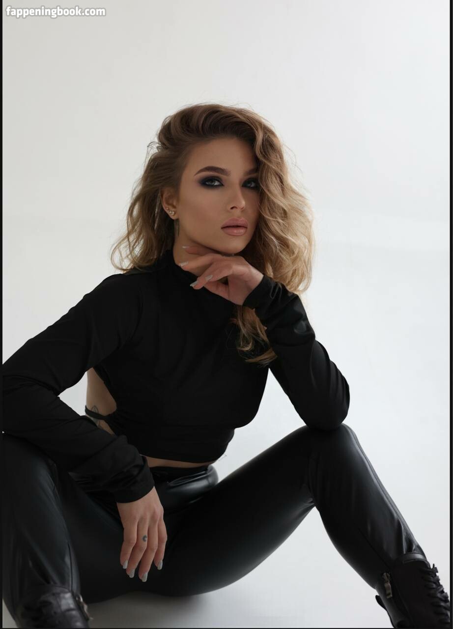 Julia Wind / juliawind / julia.wind Nude, OnlyFans Leaks, Fappening