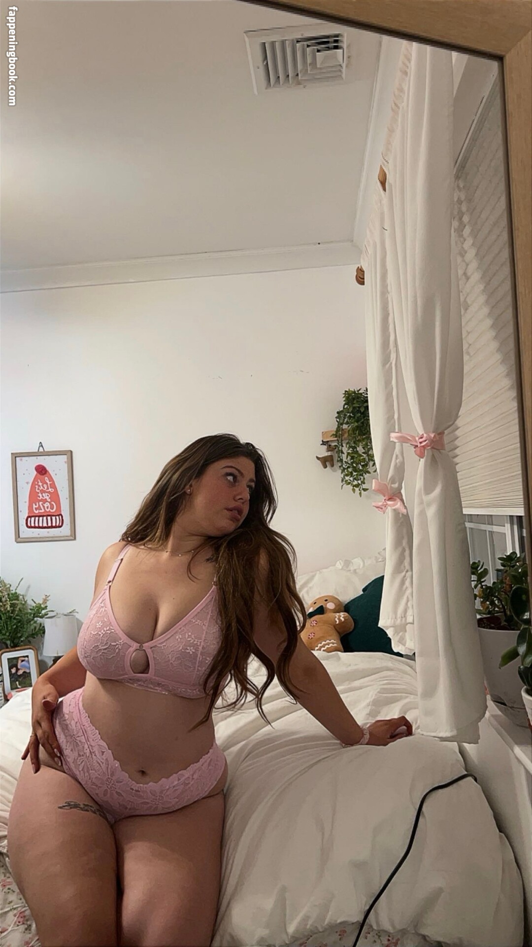 julianalynnu Nude OnlyFans Leaks