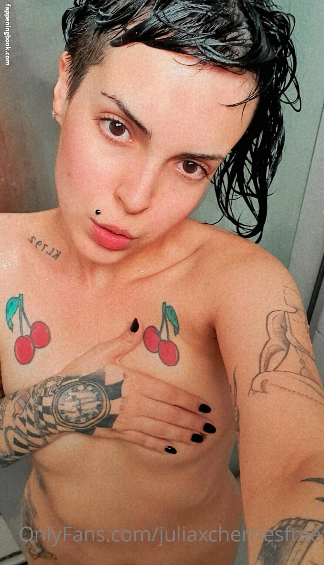 juliaxcherriesfree Nude OnlyFans Leaks