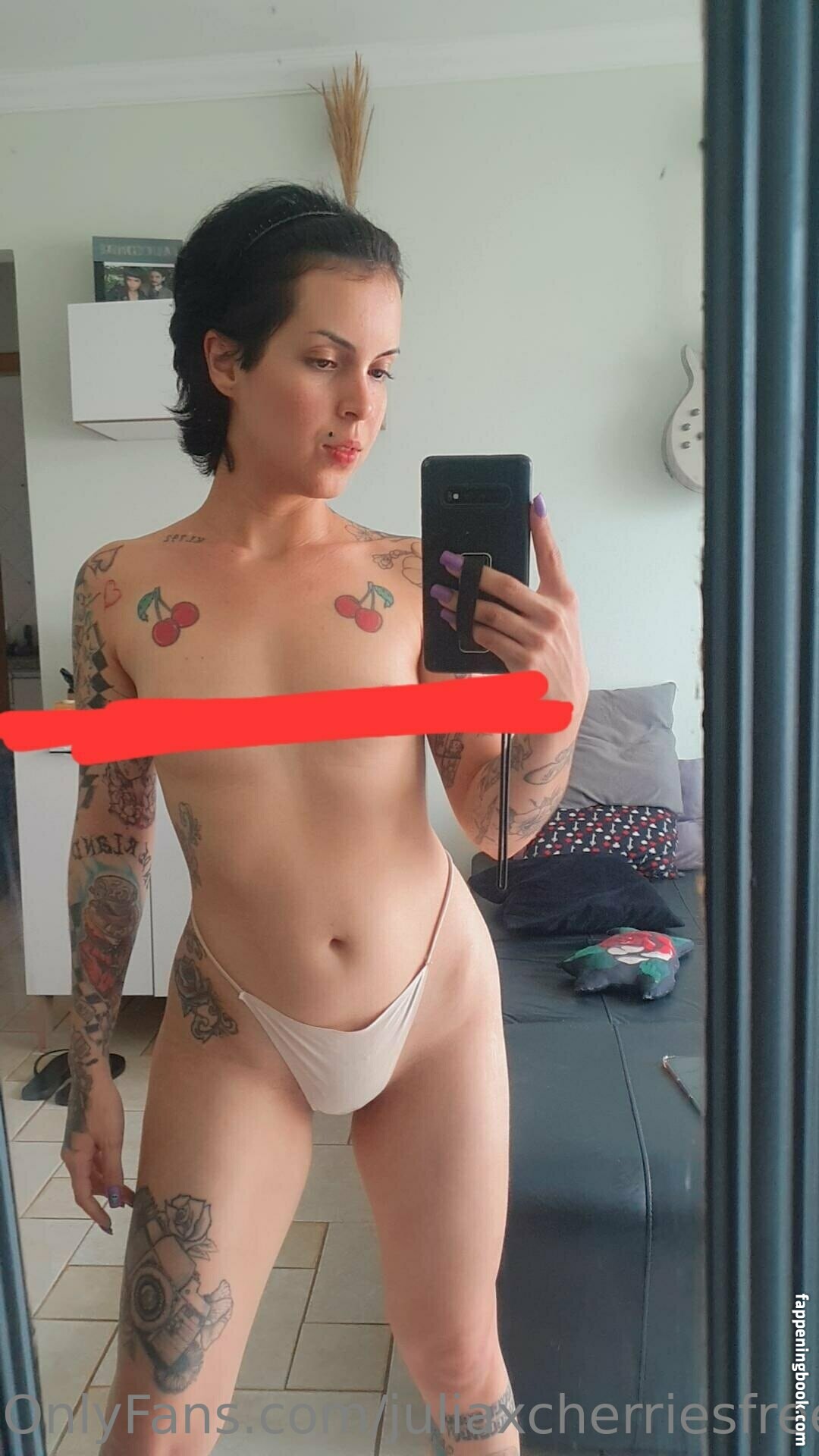 juliaxcherriesfree Nude OnlyFans Leaks