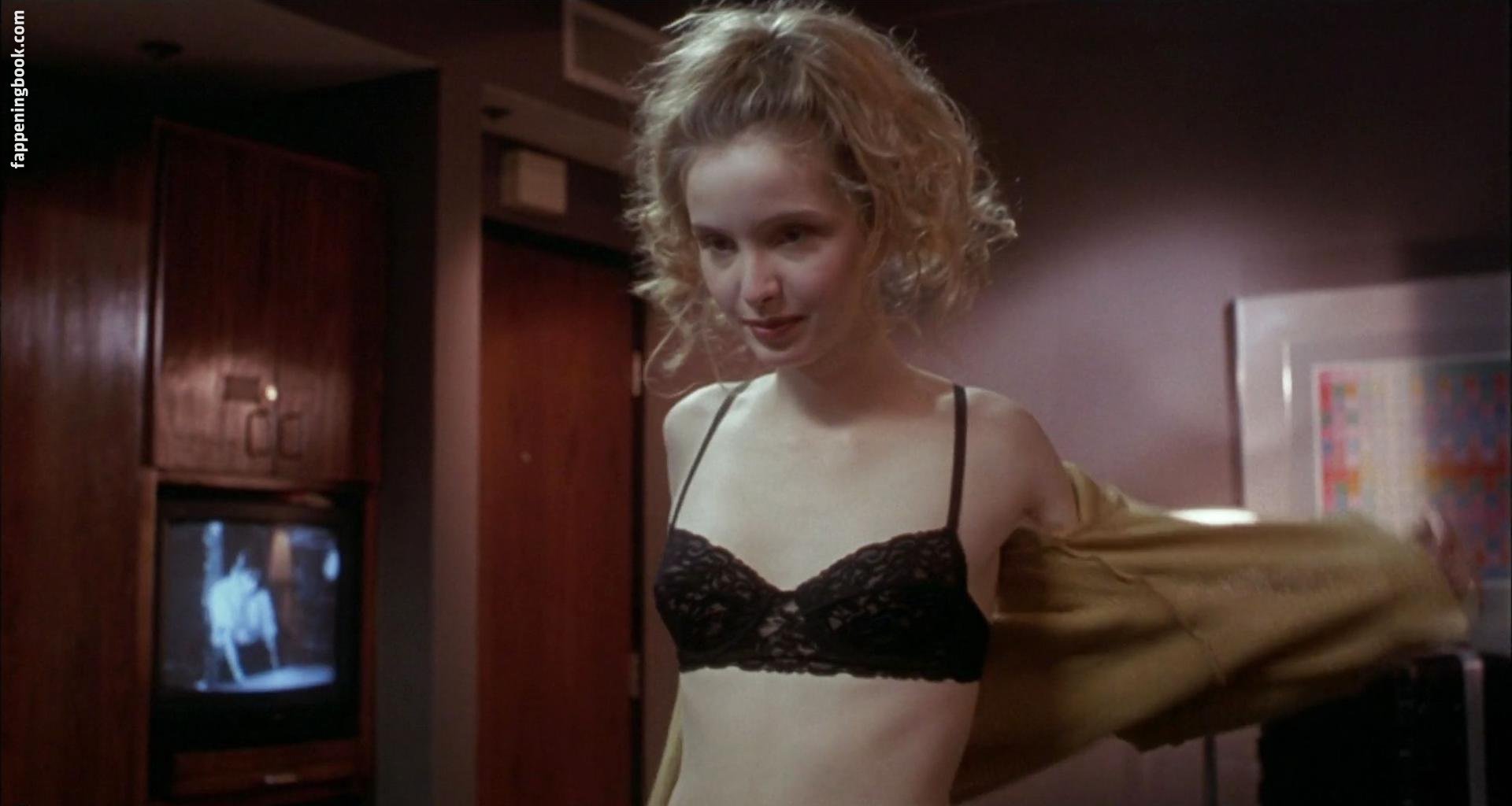 Julie Delpy Nude