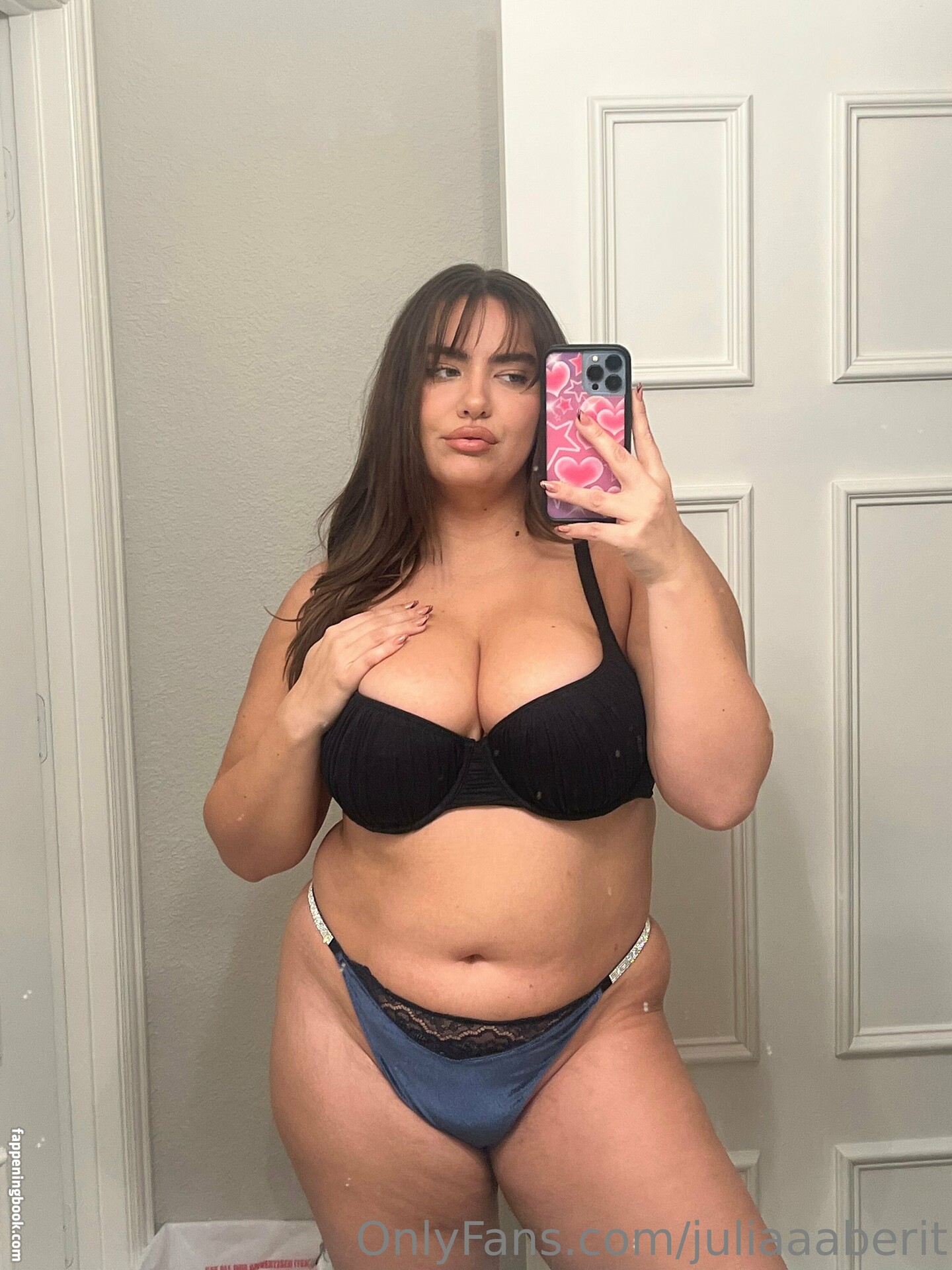 juliiaaberitttt Nude OnlyFans Leaks