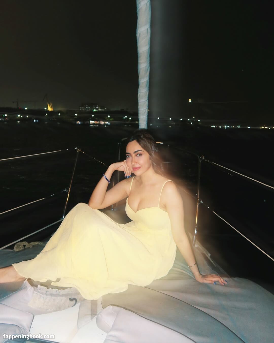 Kaashvi Hiranandani Nude