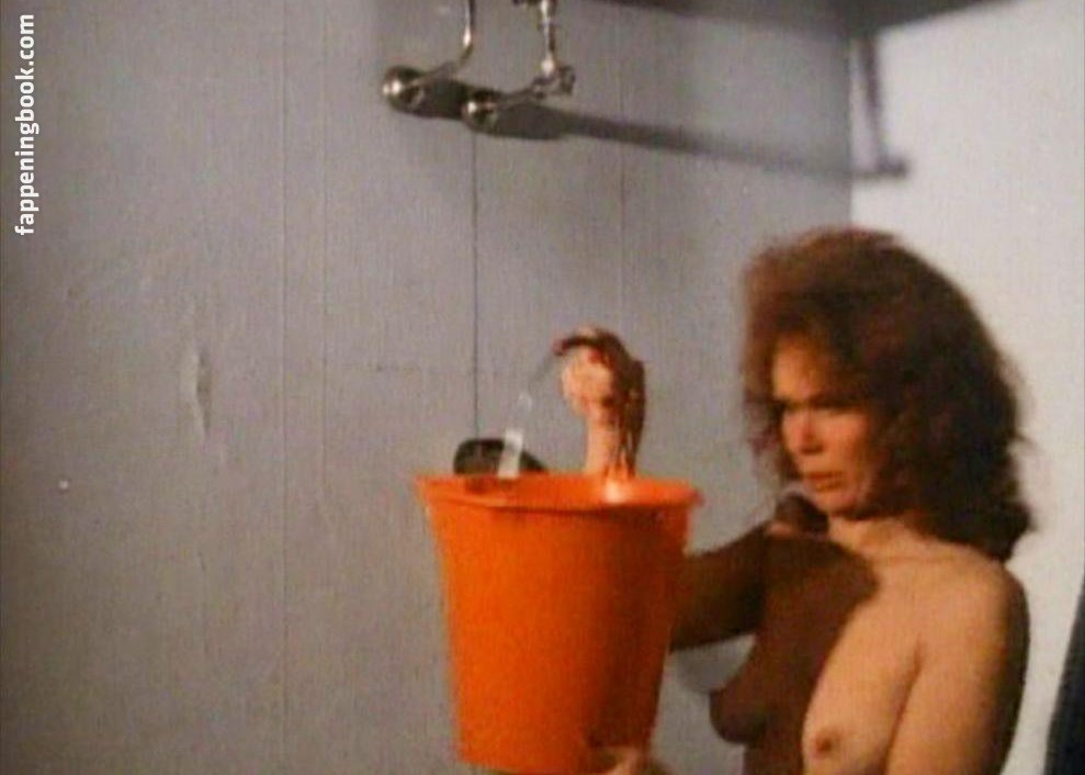 Karen Black Nude.