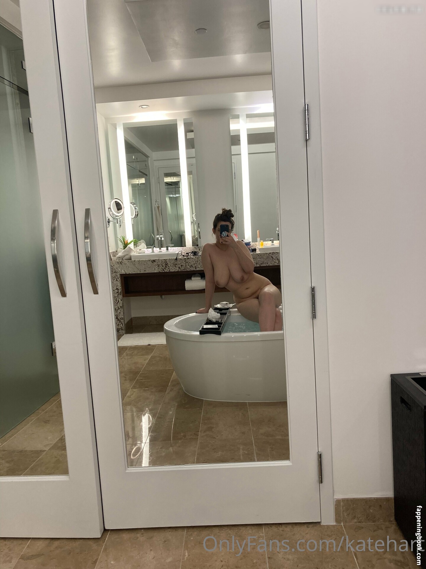 Kate Hart Nude OnlyFans Leaks