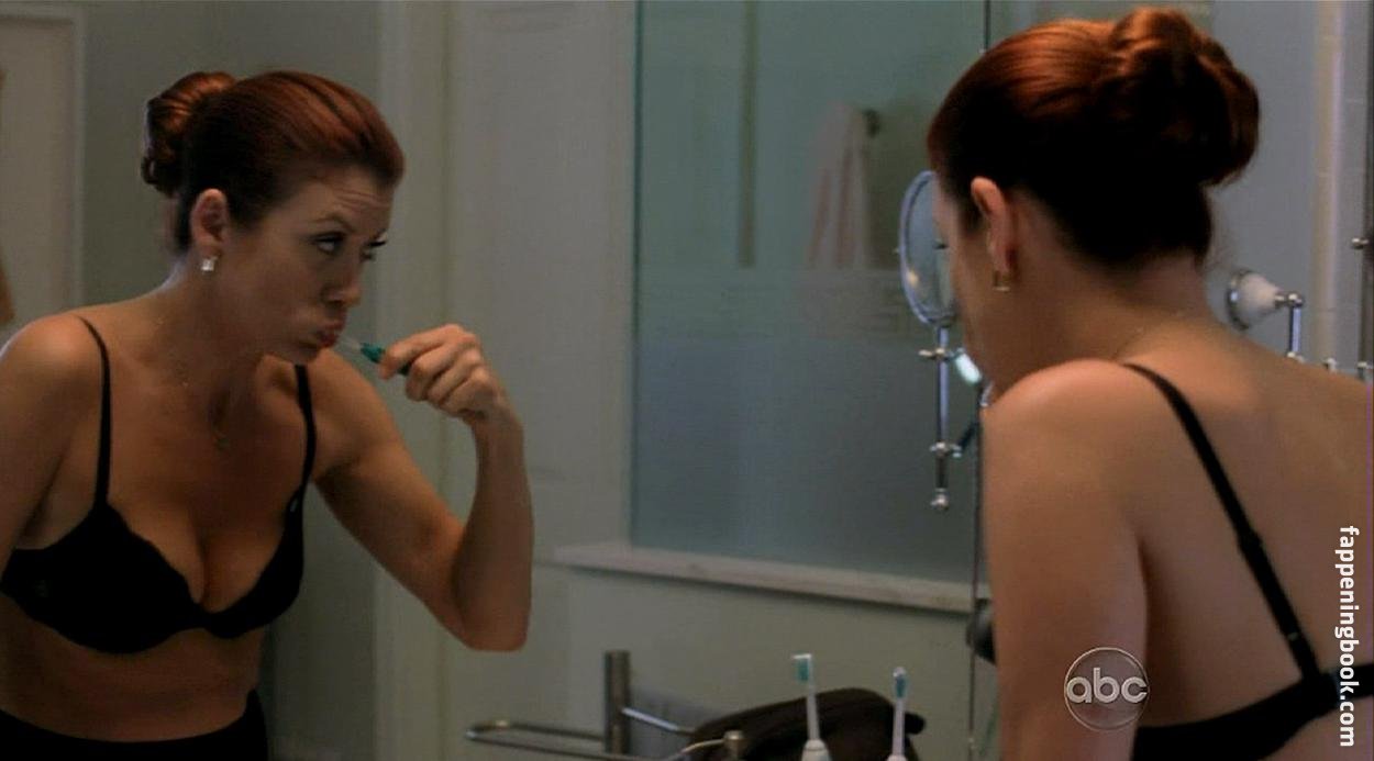 Kate Walsh Nude.