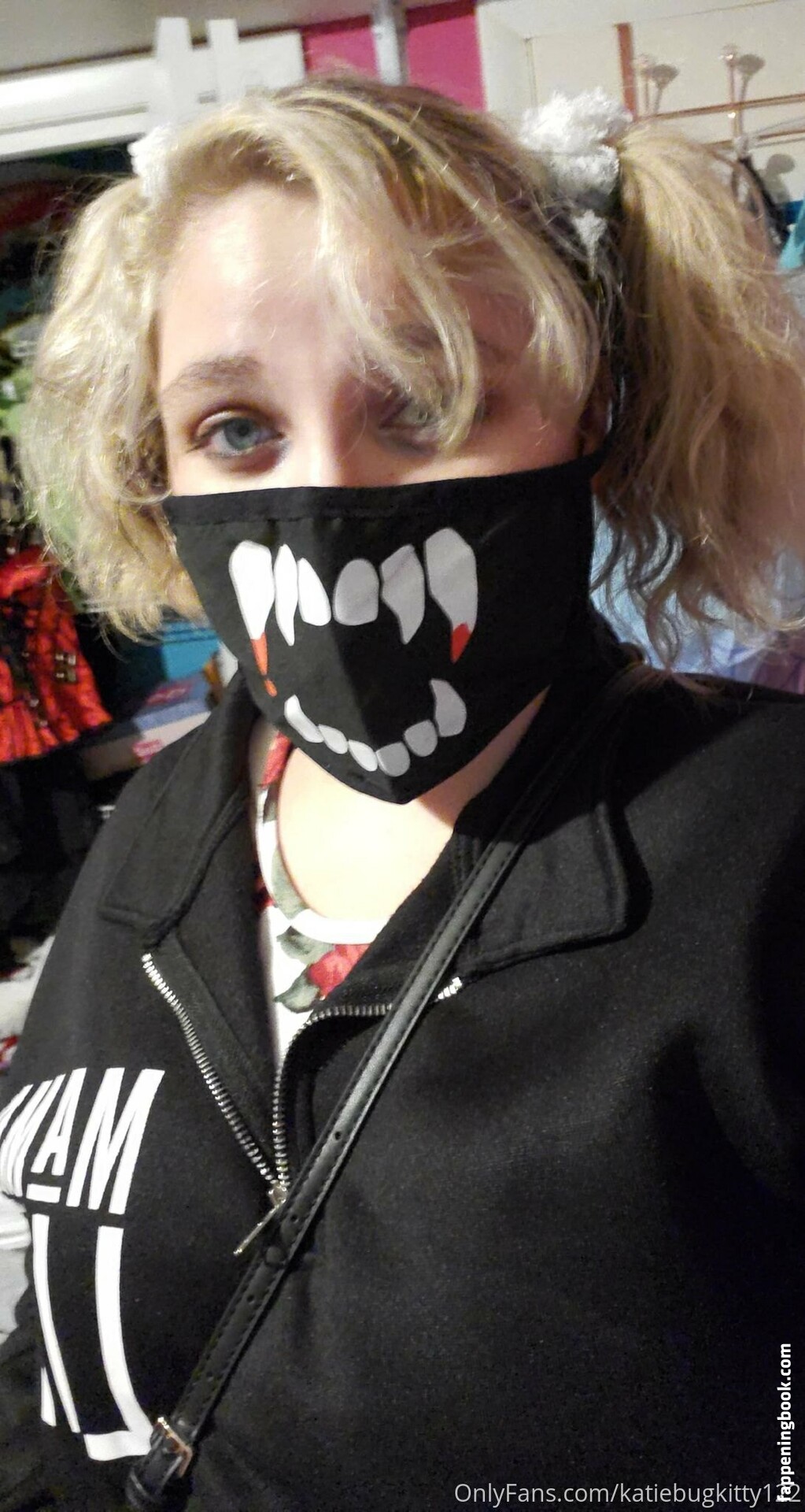 katiebugkitty122 Nude OnlyFans Leaks