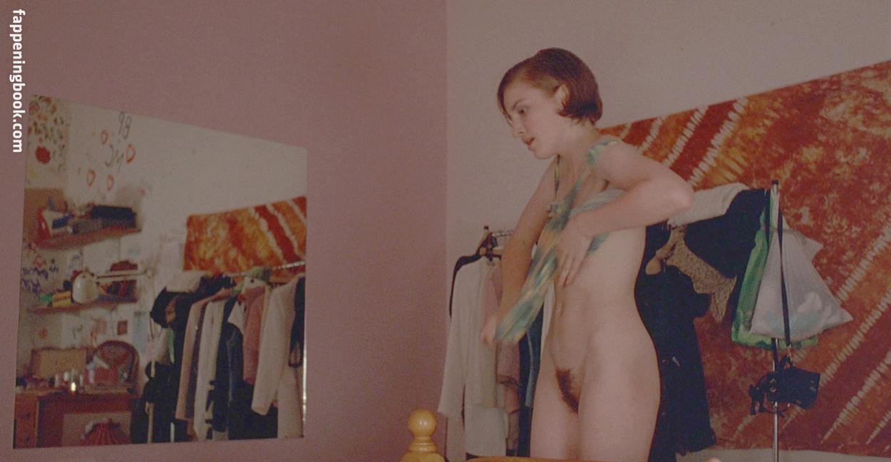 Kelly MacDonald Nude