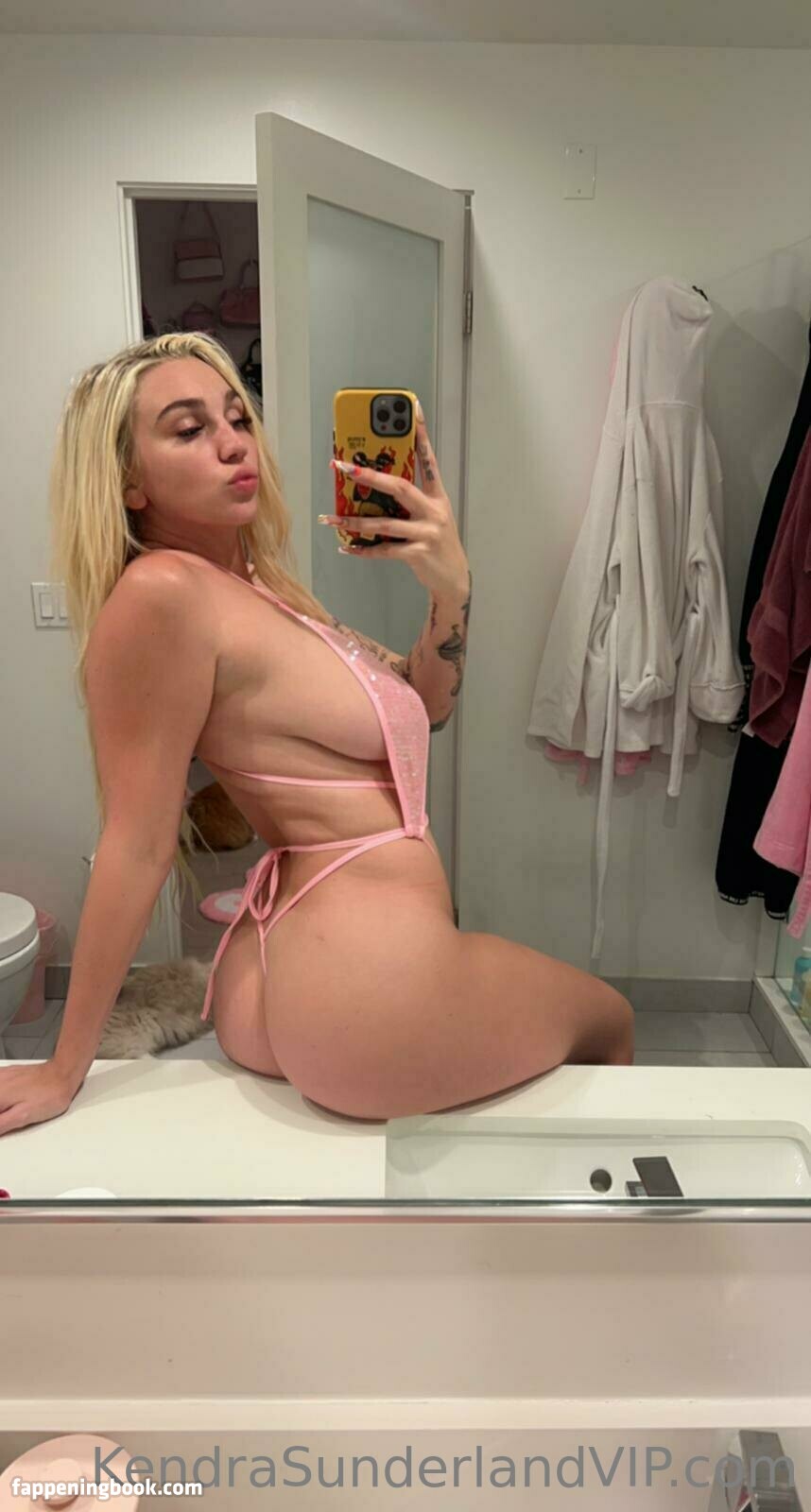 Kendra Sunderland Nude OnlyFans Leaks