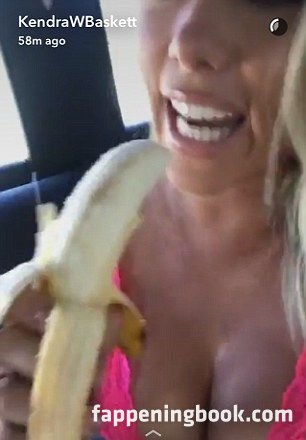 Kendra Wilkinson Nude