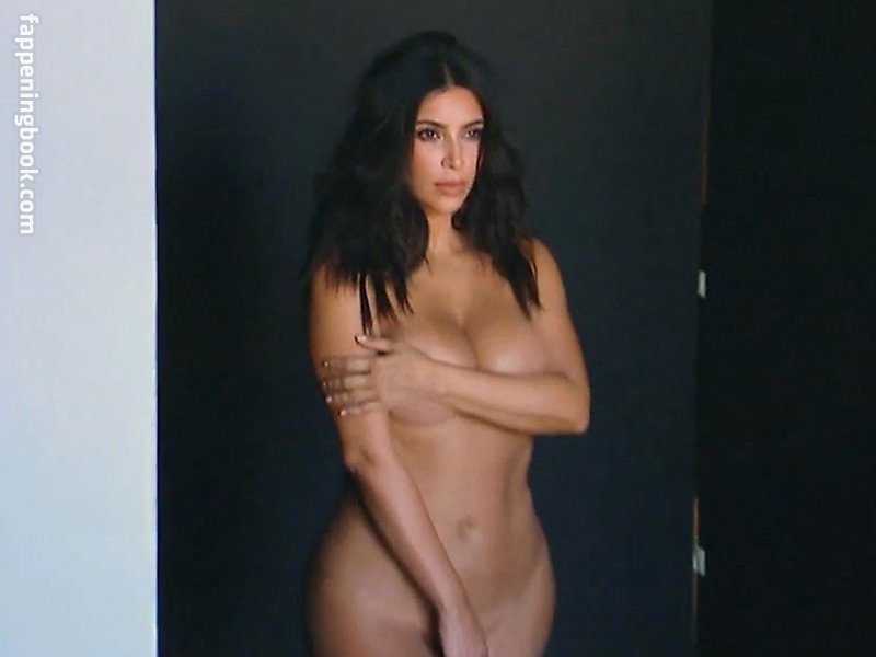 Kim Kardashian / kim_kardashian Nude, OnlyFans Leaks, The Fappening - Photo...