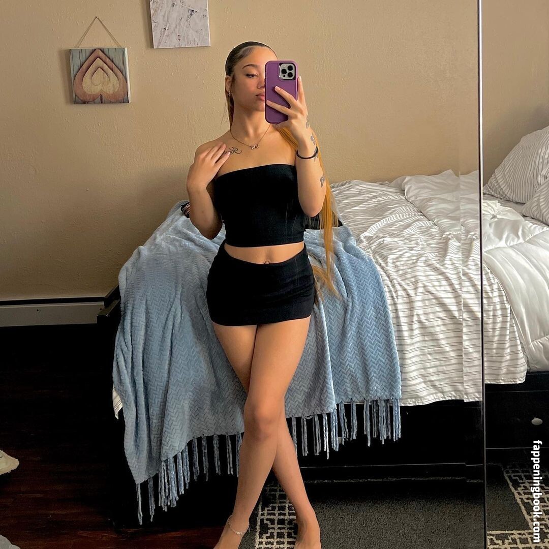 Kindlykileyy nude