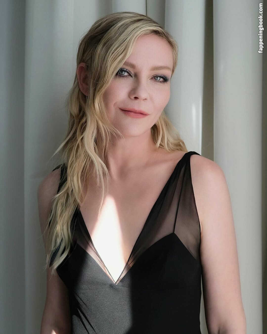 Kirsten Dunst Fapello Latest Exclusive Leaked Photos