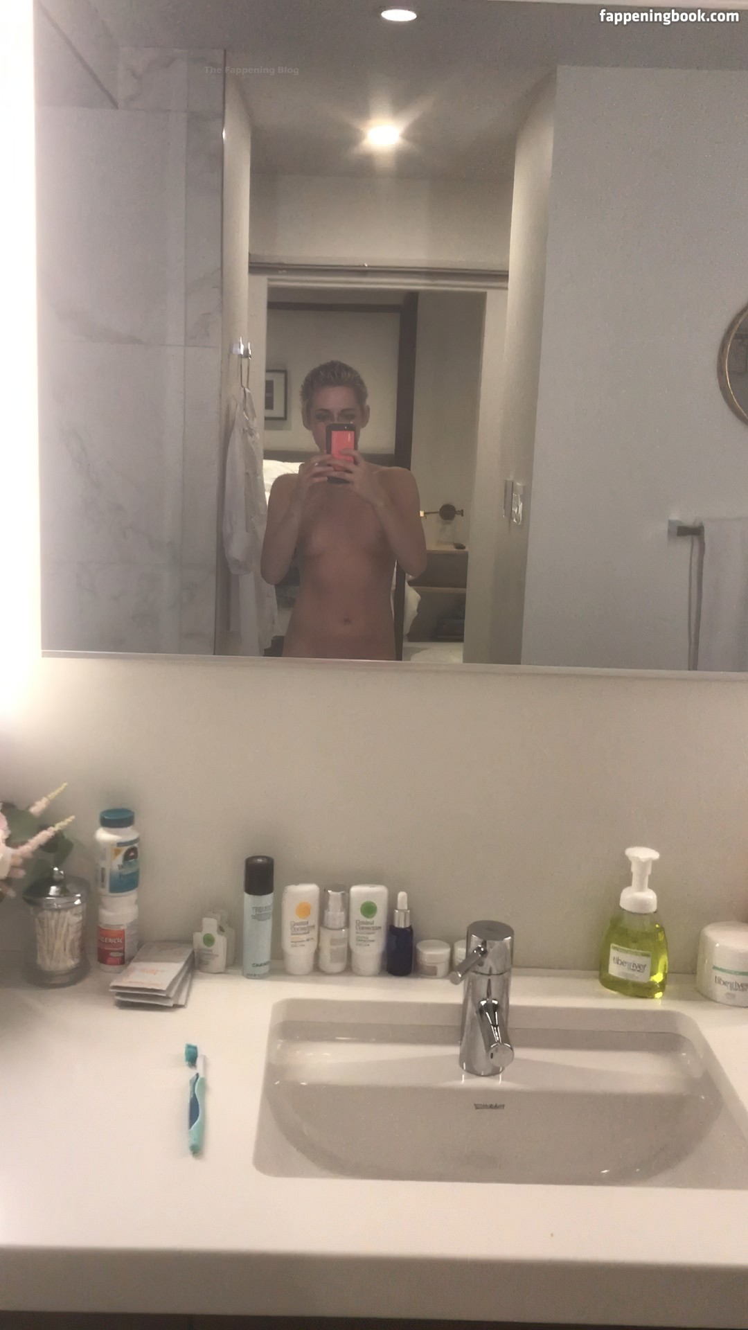 Kristen Stewart Nude