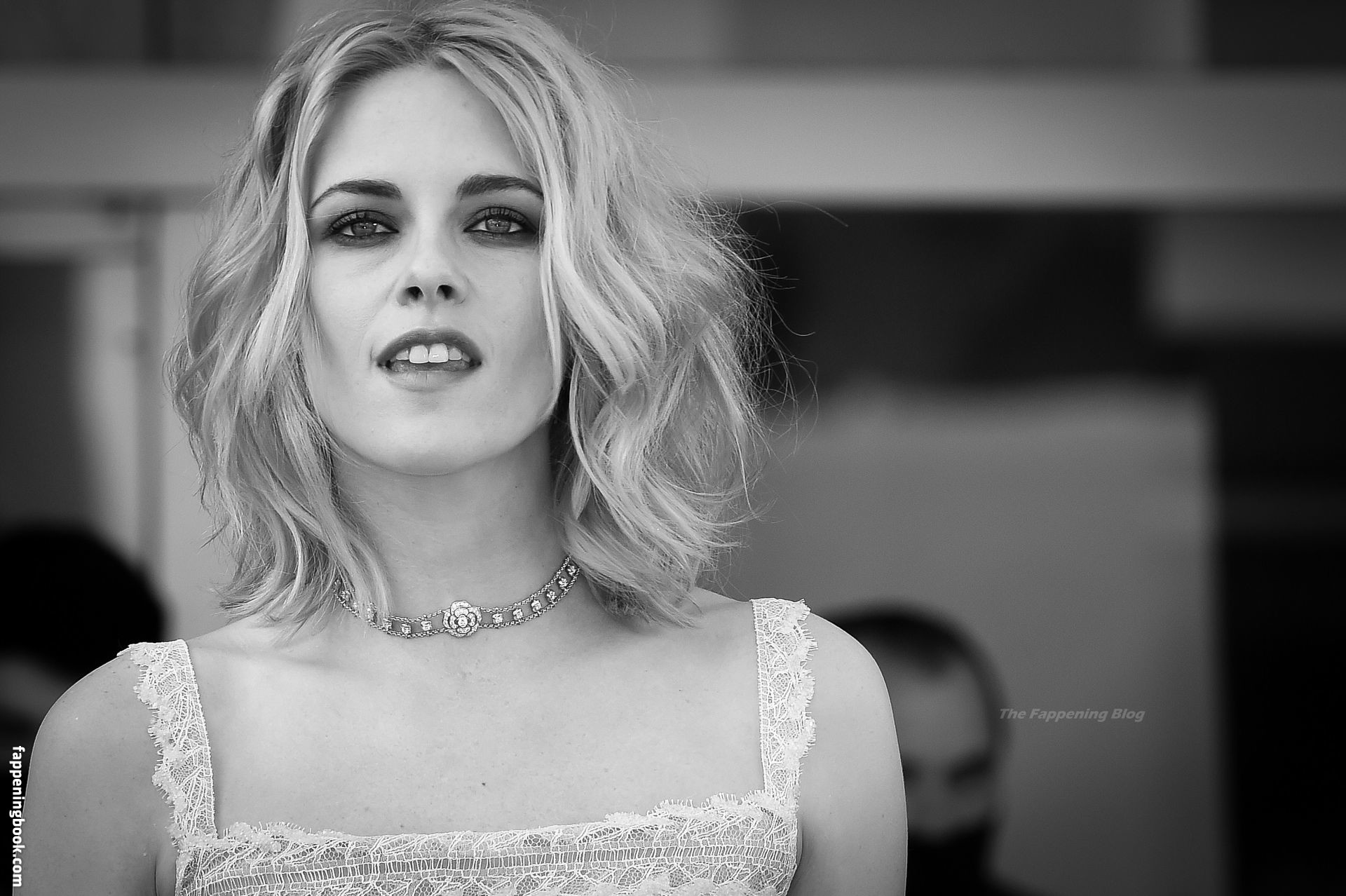 Kristen Stewart Nude, The Fappening - Photo #1392736 - FappeningBook