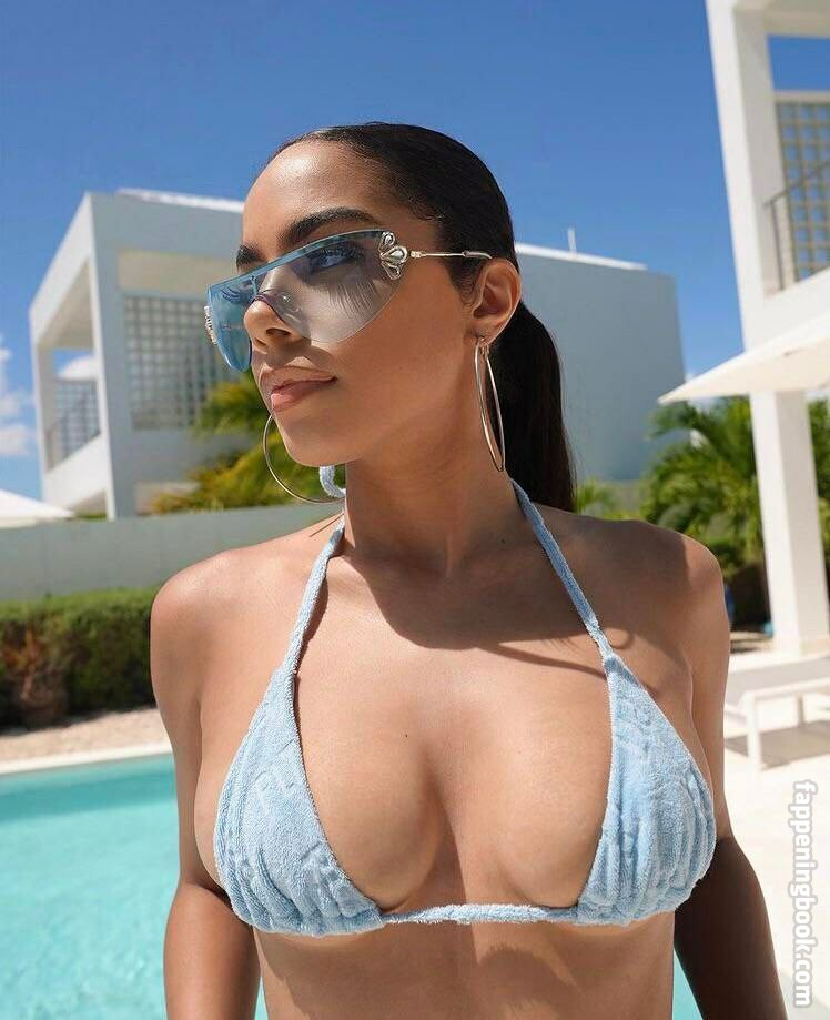 Kristen Victoria Nude