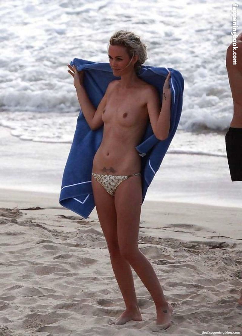 Laeticia Hallyday Nude