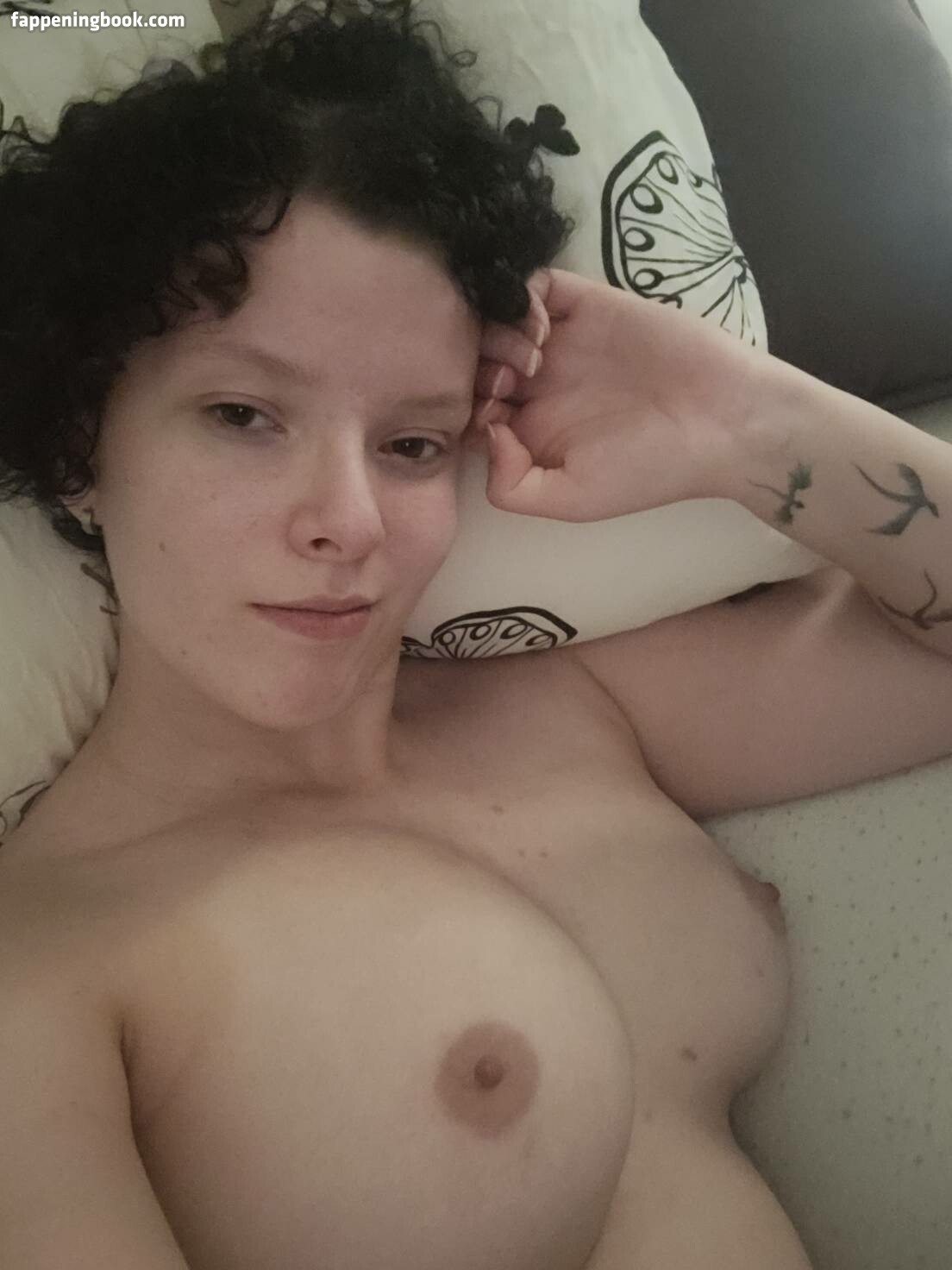 LamperaAsteria21 Nude OnlyFans Leaks