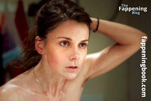 Lara Pulver Fapello Latest Exclusive Leaked Photos