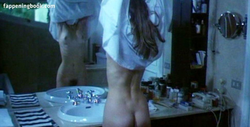 Lara Wendel Nude. 