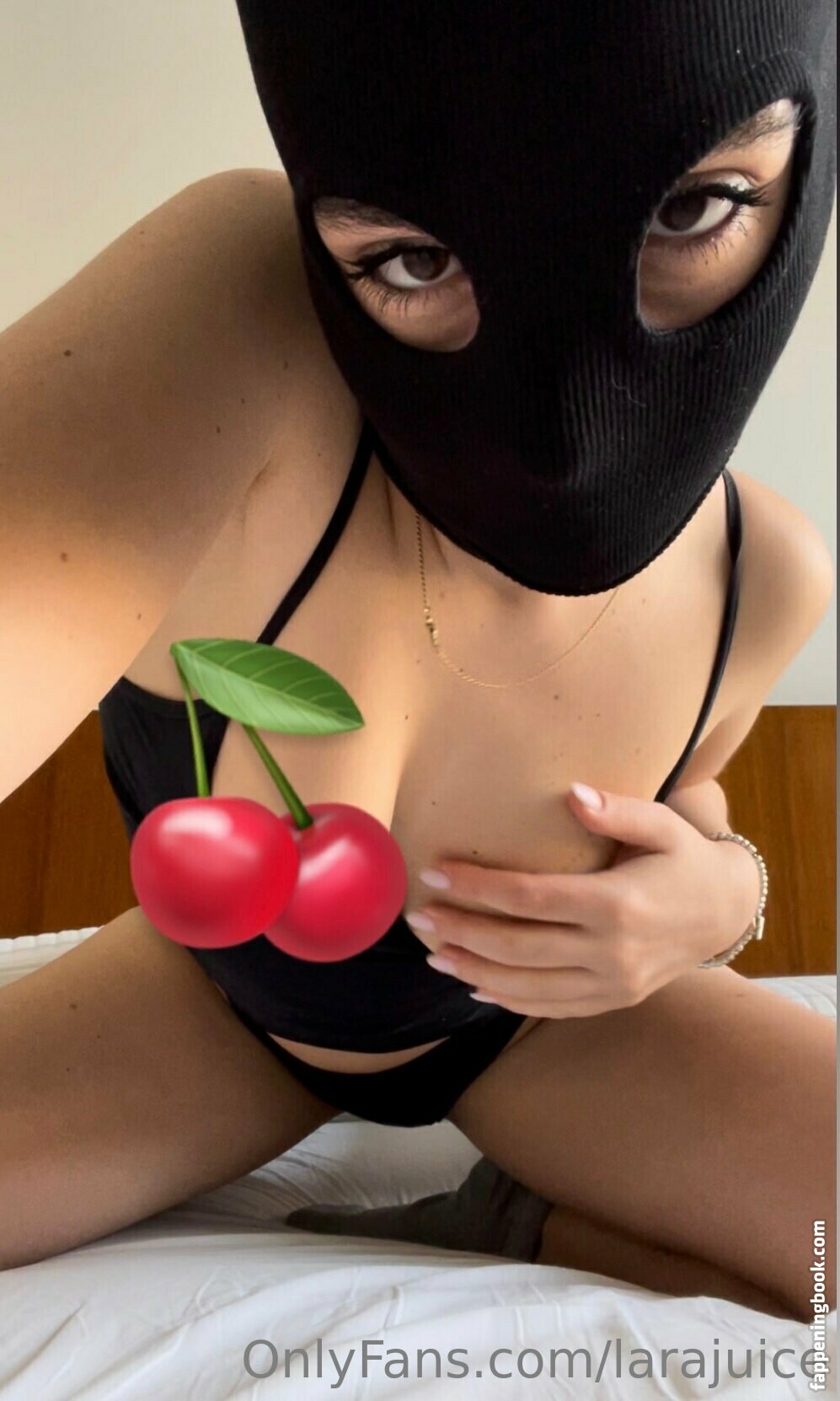 larajuice Nude OnlyFans Leaks