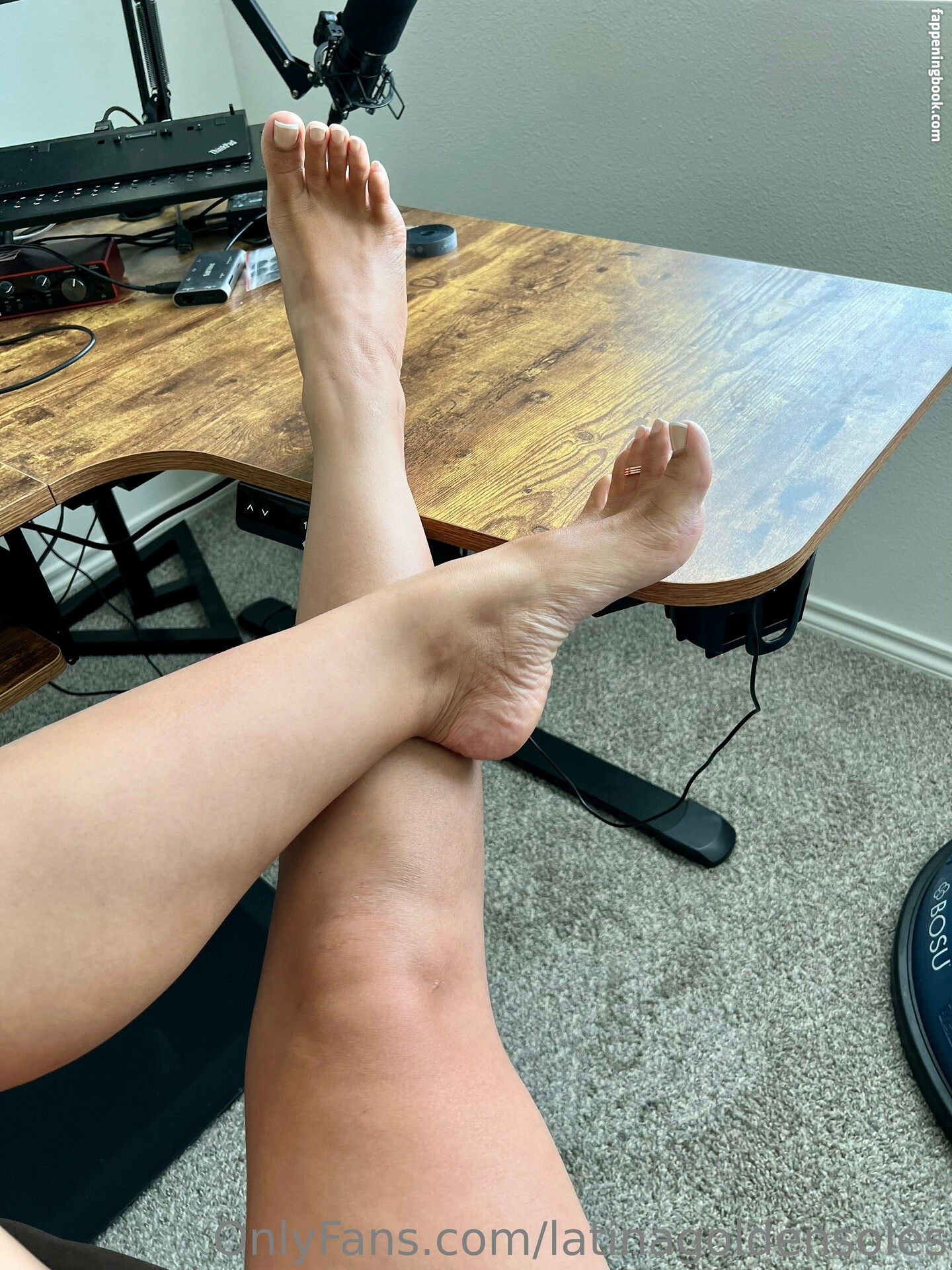 latinagoldensoles Nude OnlyFans Leaks