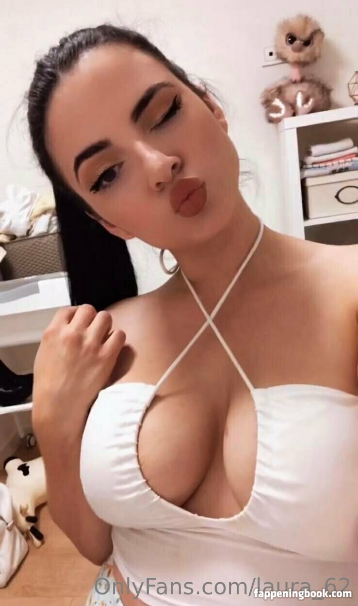 laura_62 Nude OnlyFans Leaks