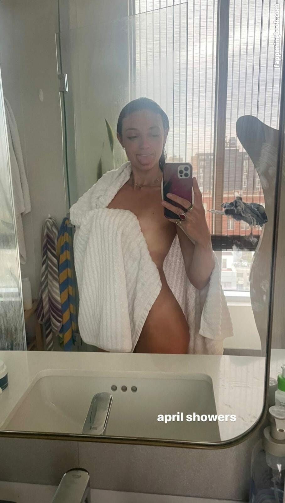 Laura Perlongo Nude OnlyFans Leaks