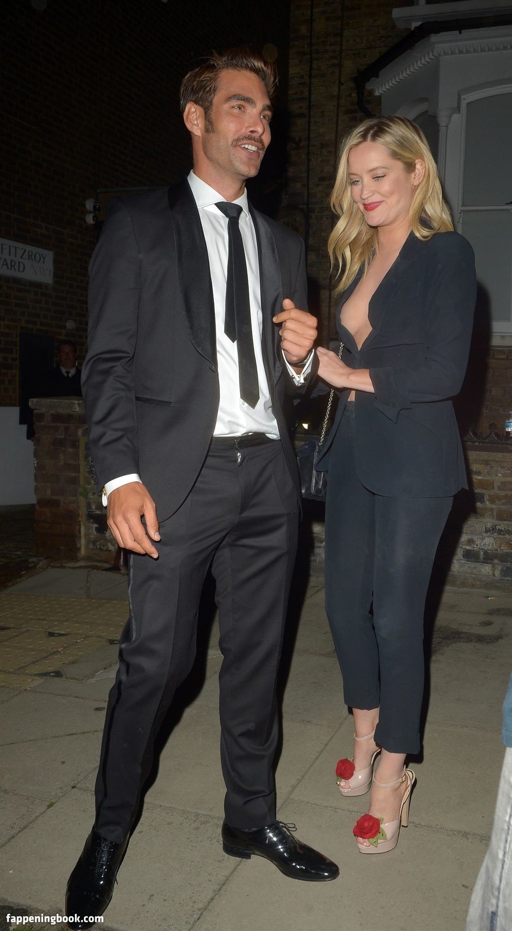 Laura Whitmore Fapello Latest Exclusive Leaked Photos