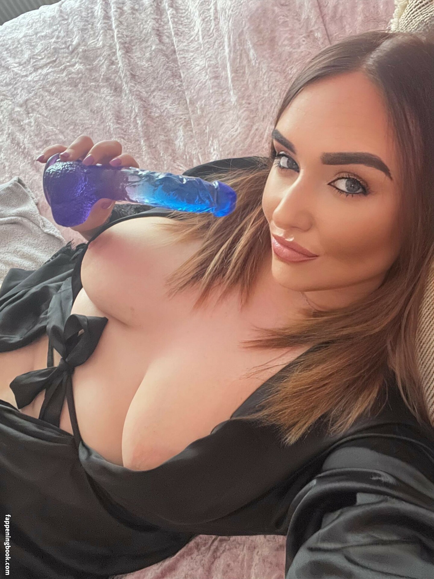 Lauraxann Nude OnlyFans Leaks