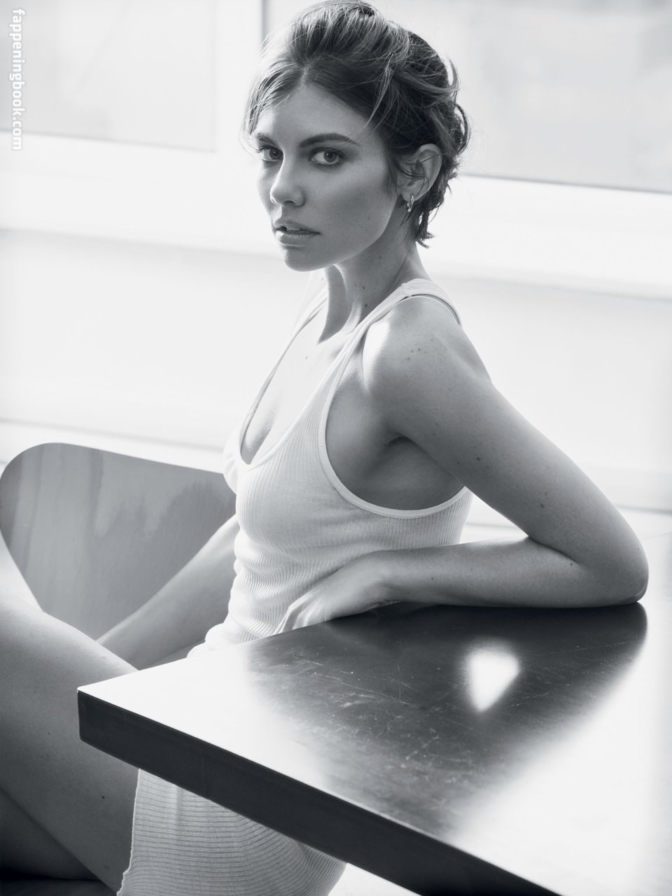 Lauren Cohan Nude