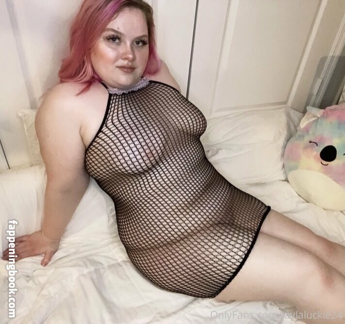 laylaluckie24 Nude OnlyFans Leaks