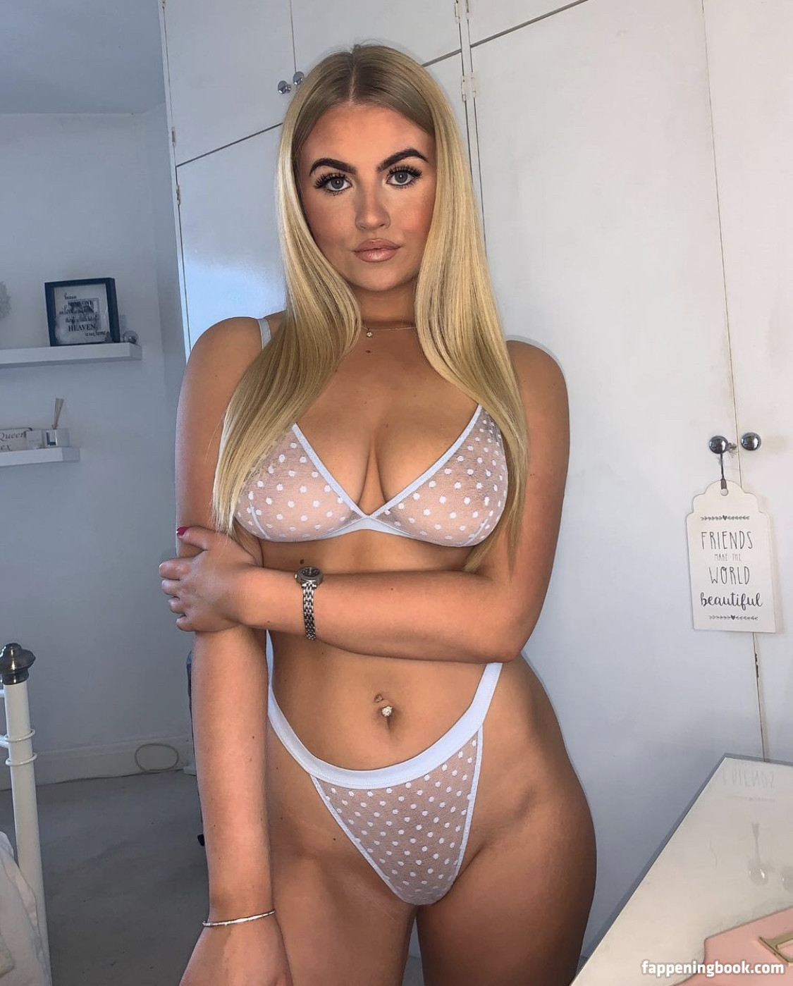 LeahcjM Nude OnlyFans Leaks