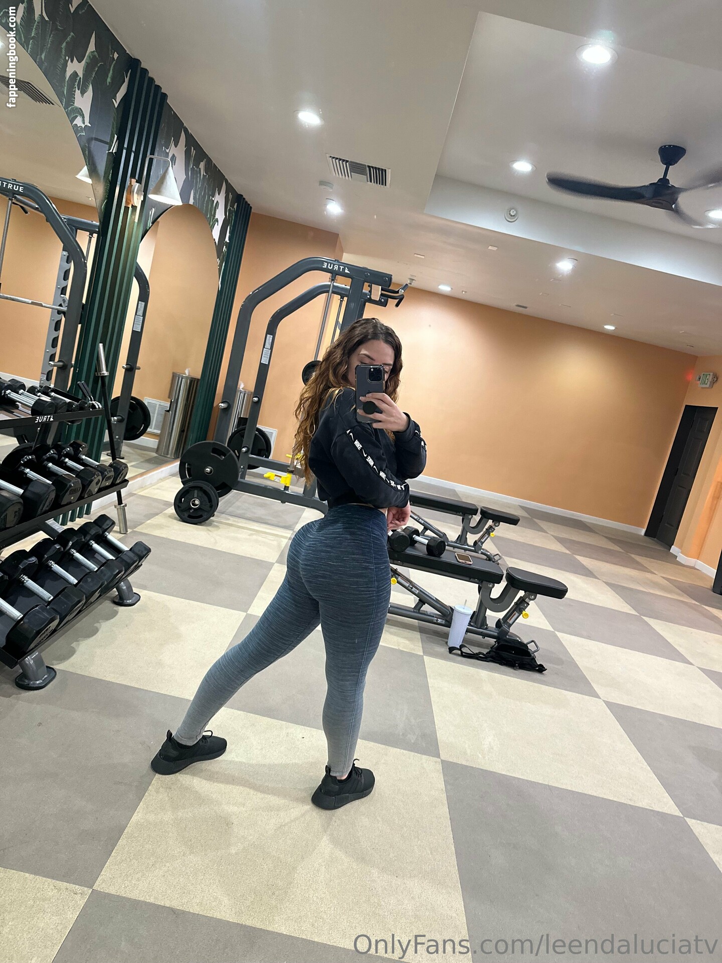 leendaluciatv Nude OnlyFans Leaks