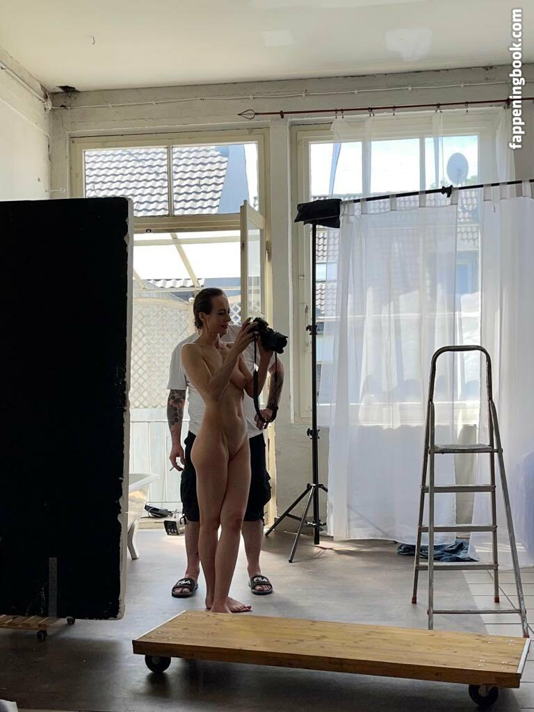 Lena Maus Nude OnlyFans Leaks
