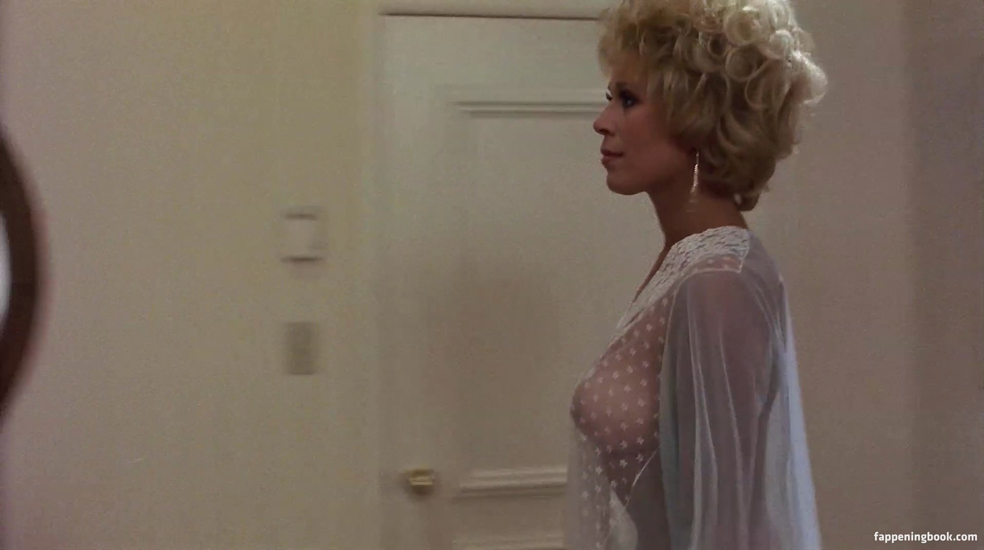Leslie easterbrook nude
