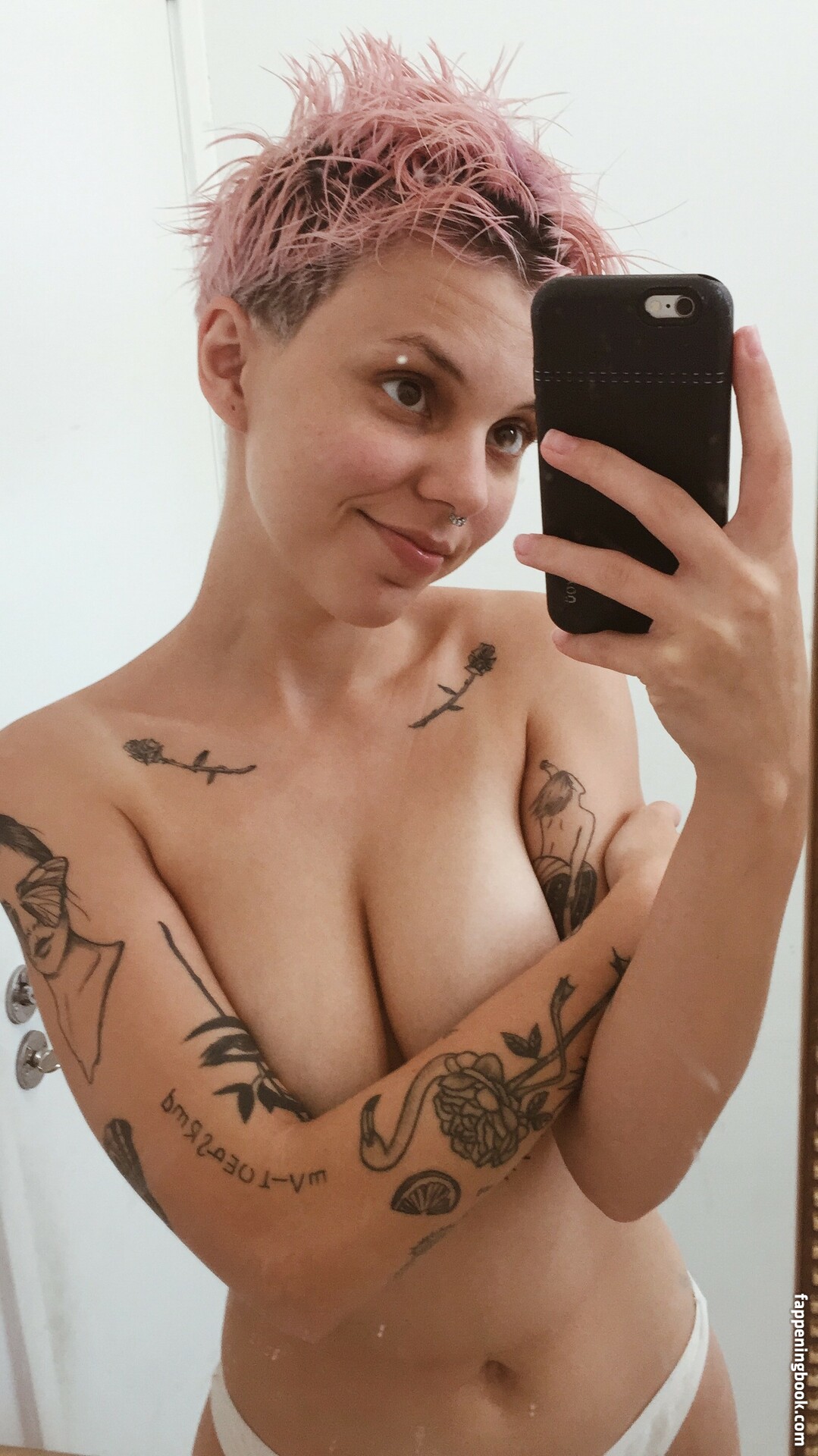 Leticia Marques Nude OnlyFans Leaks