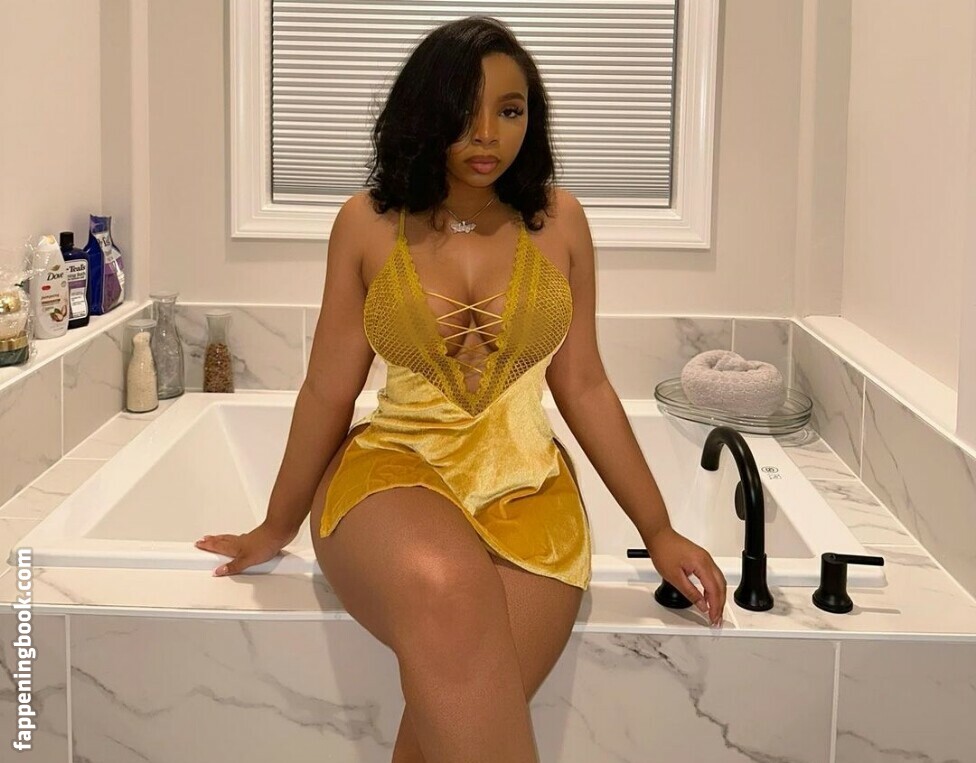 Lightskinkeisha Nude