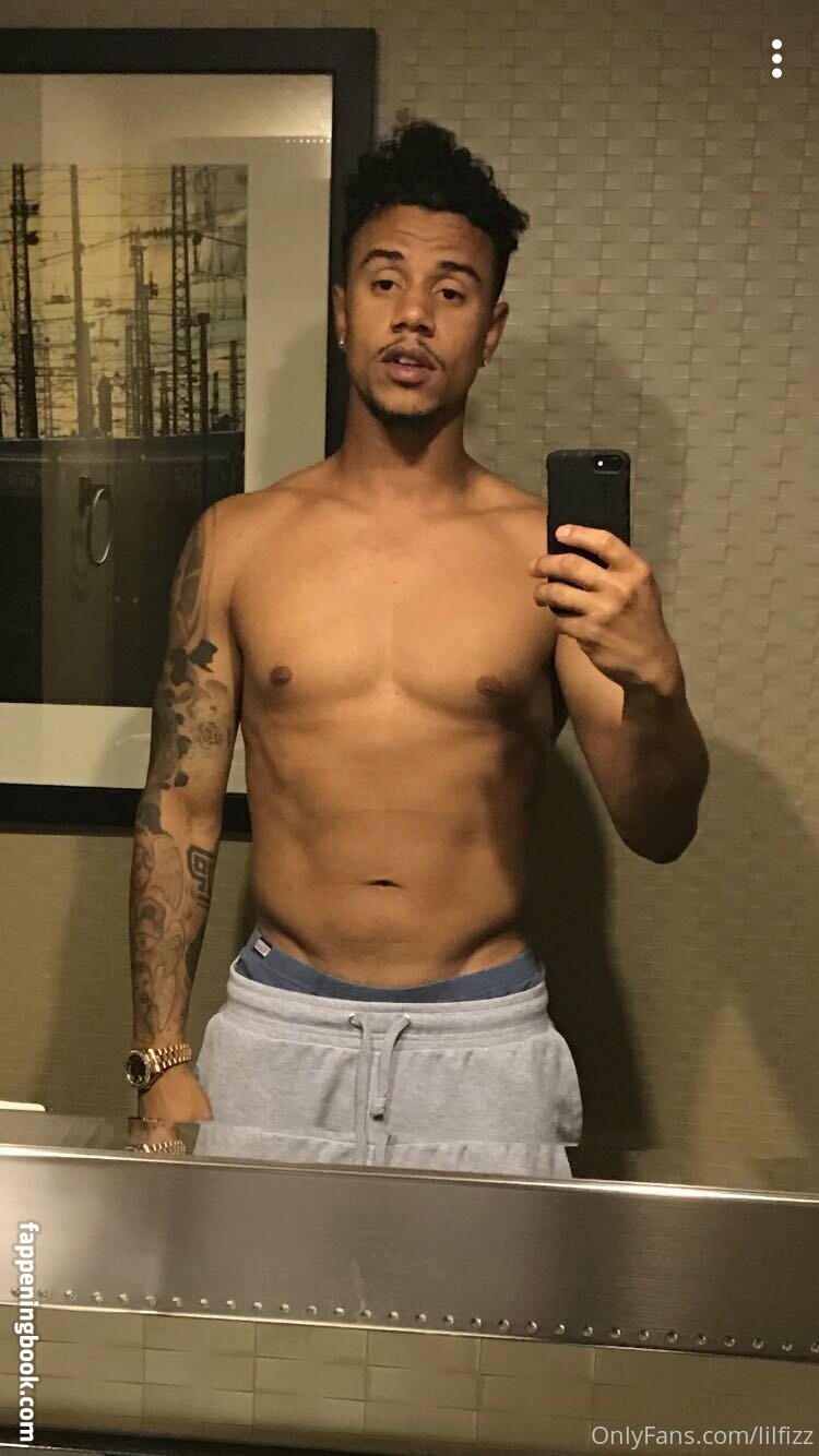 lilfizz Nude OnlyFans Leaks