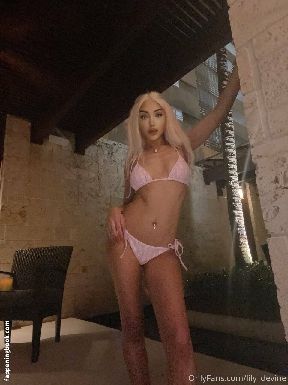 lily_devine Nude OnlyFans Leaks