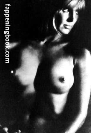 Linda Evans Nude