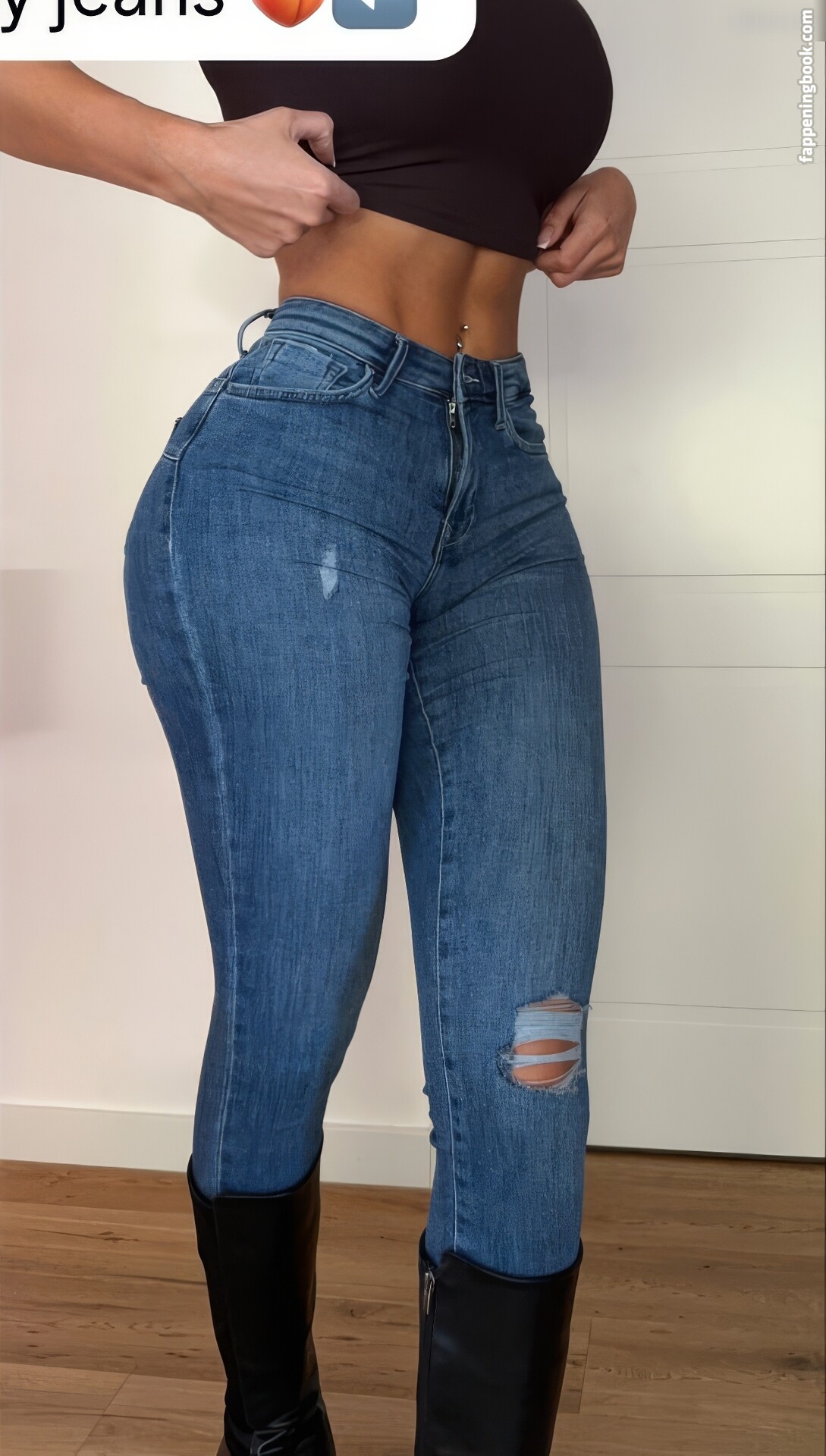 Lisa Del Piero Nude, OnlyFans Leaks, Fappening FappeningBook