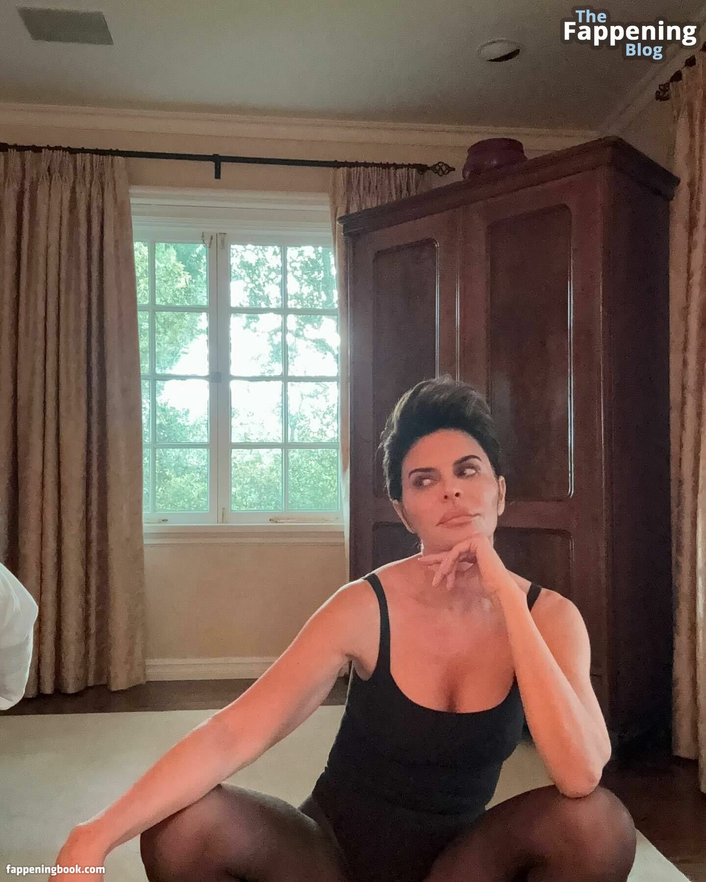 Lisa Rinna Fapello Latest Exclusive Leaked Photos