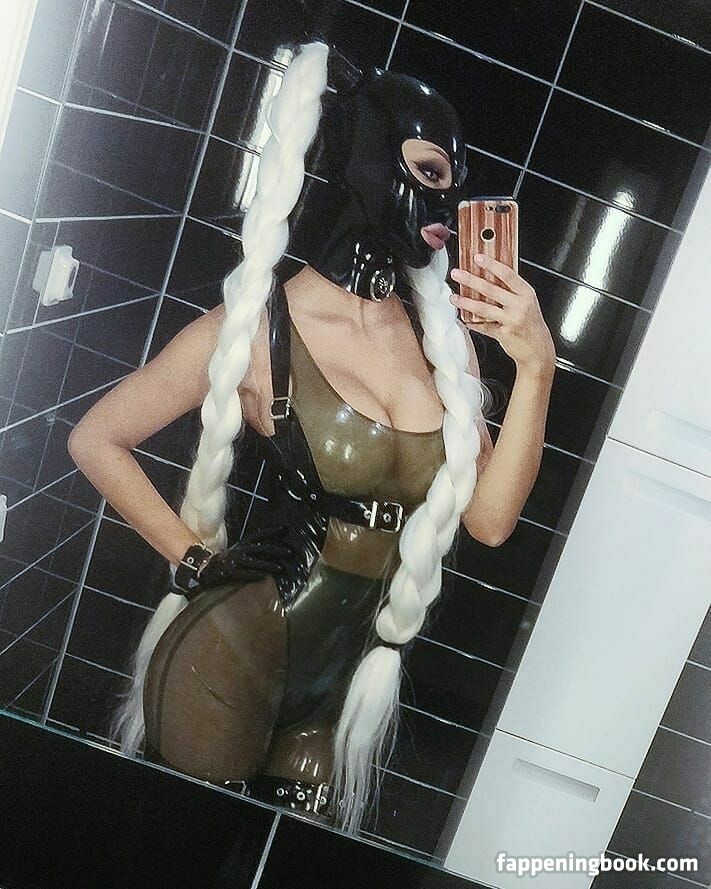 lita.viara/latex.lita Nude OnlyFans Leaks