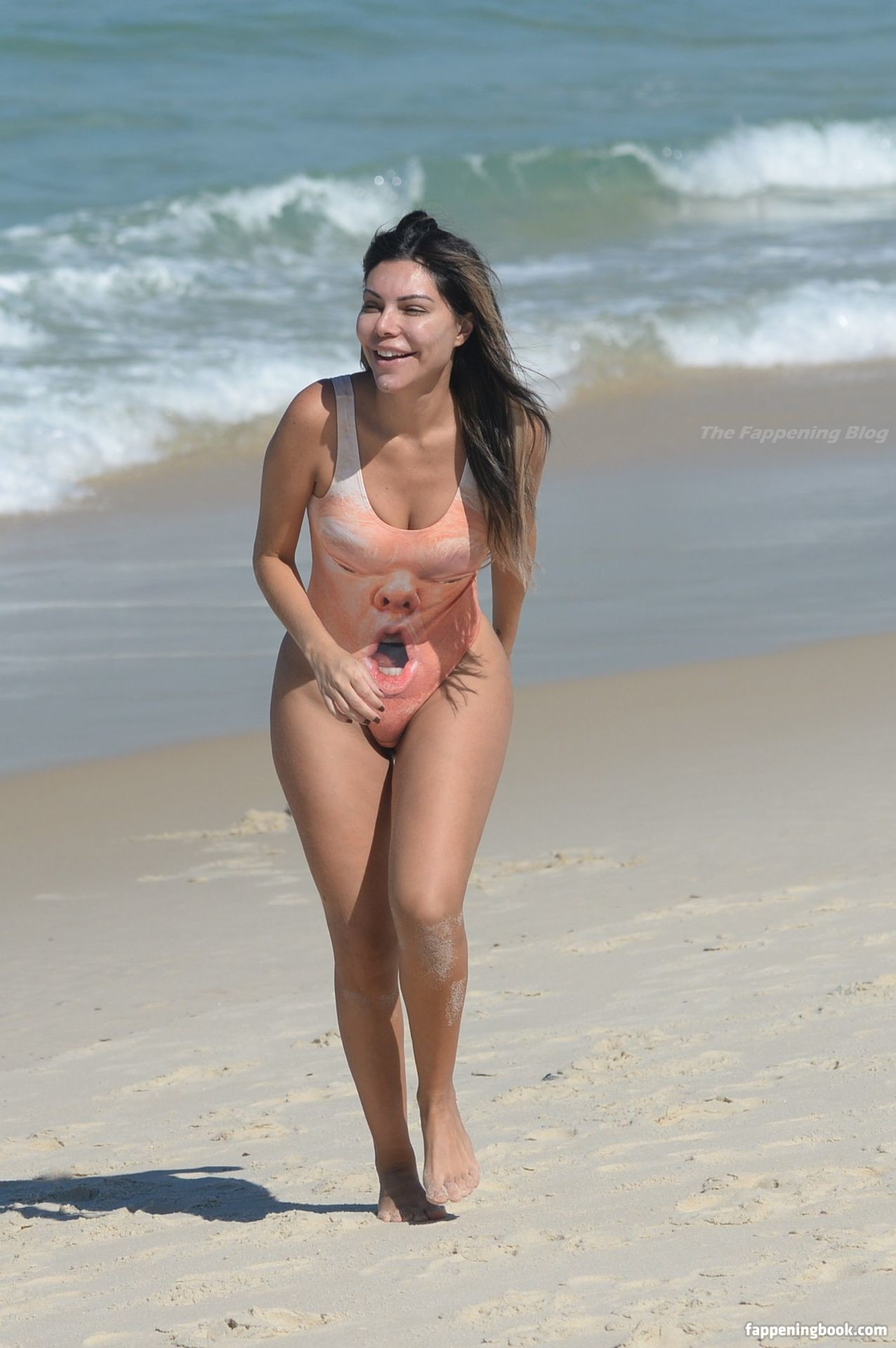 Liziane Gutierrez Nude